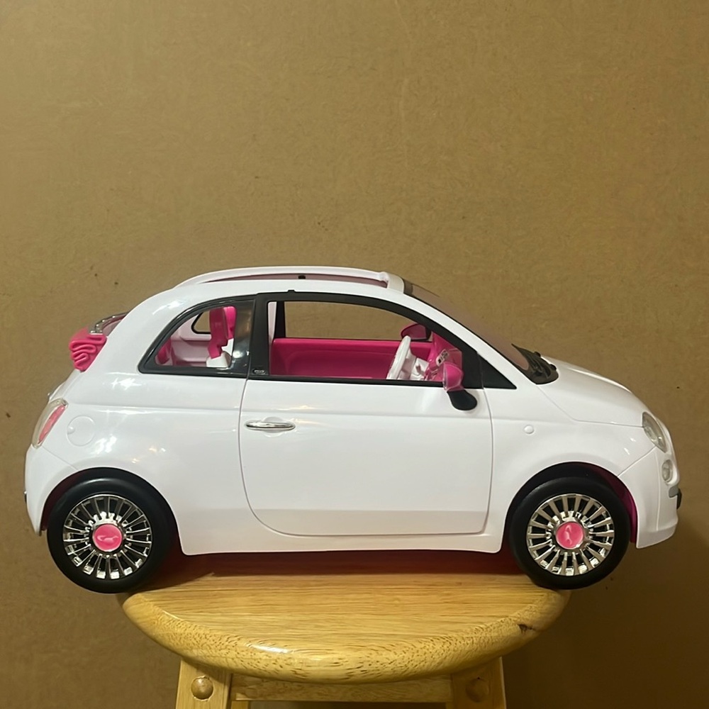 Barbie Fiat 500 Car